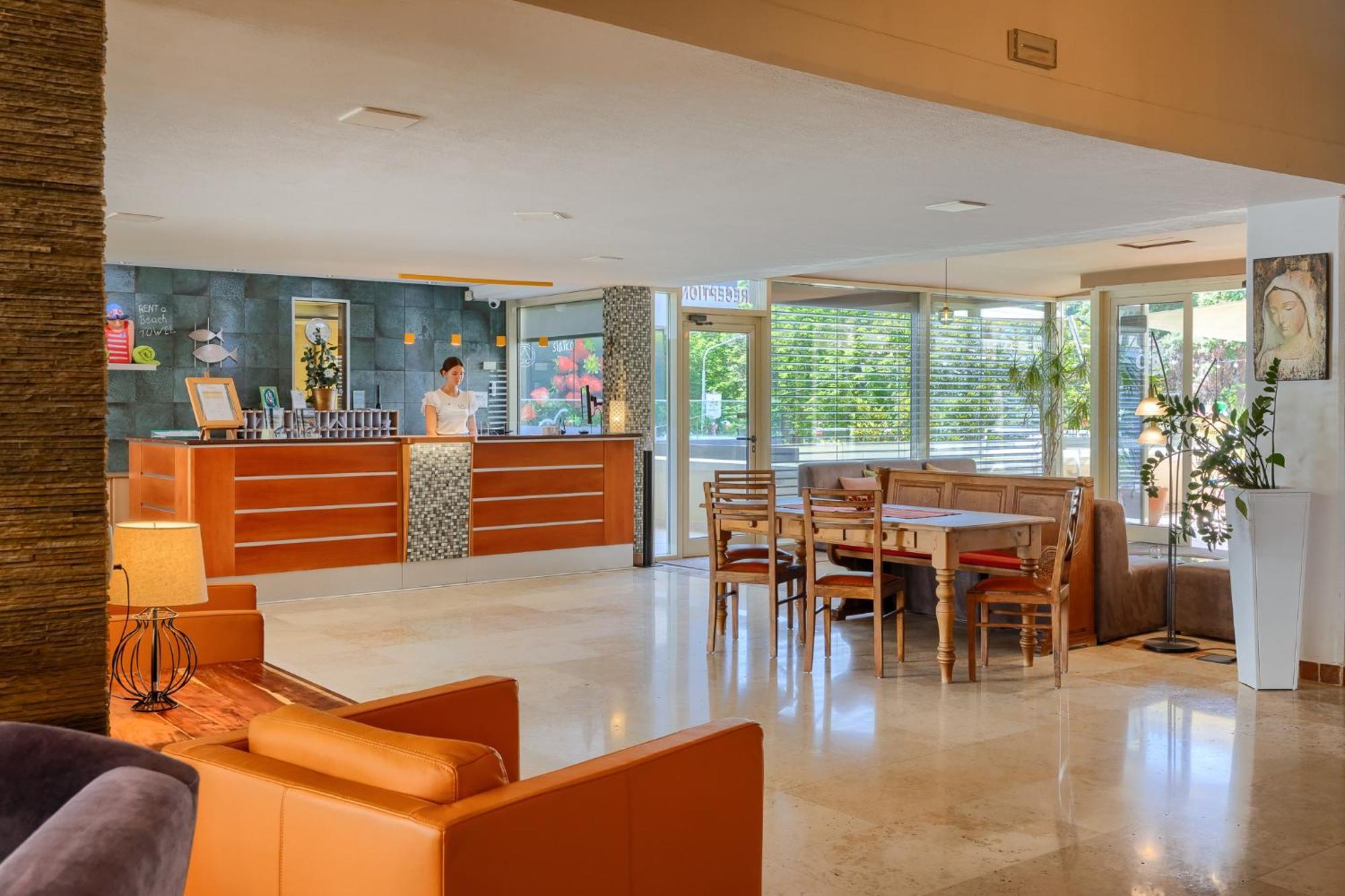 Hotel Πόρετς Εξωτερικό φωτογραφία