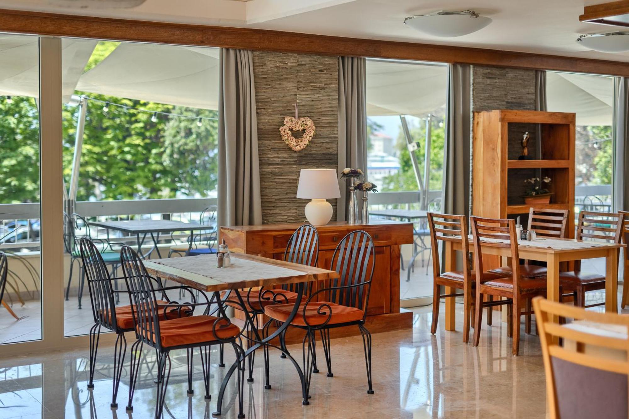 Hotel Πόρετς Εξωτερικό φωτογραφία